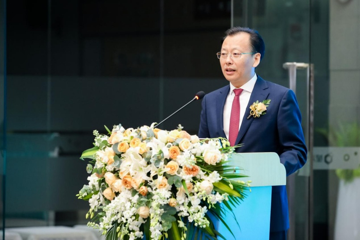 （南方科技大学党委书记李凤亮做主题演讲现场图，企业提供，央广网发）