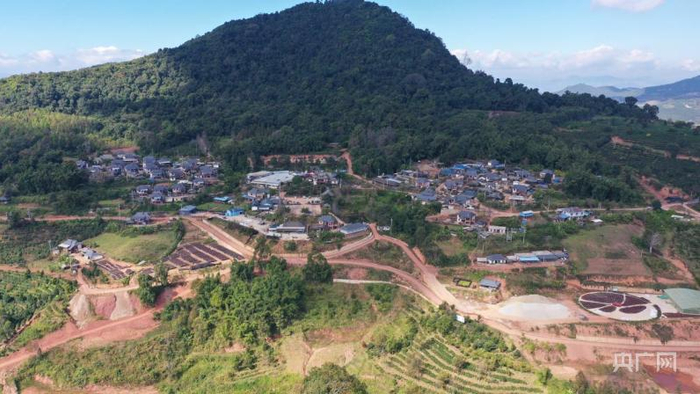 大山中的芒冒村（央广网发 孟连县委宣传部供图）