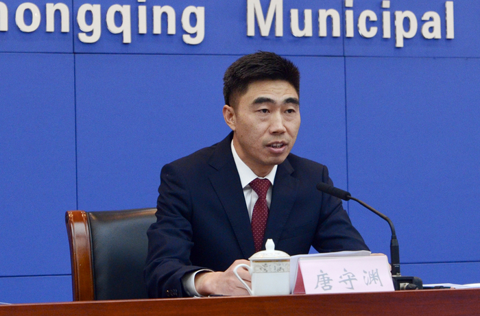 唐守渊介绍有关情况 龚浩月 摄