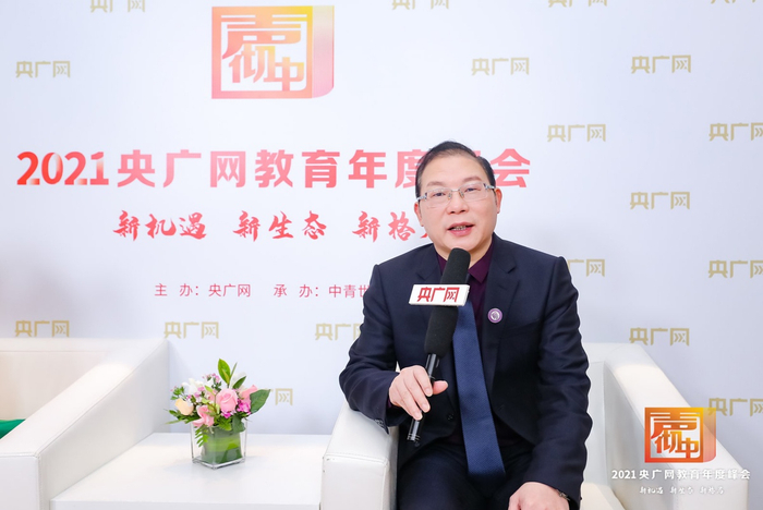 （张学忠-重庆北新巴蜀中学校，央广网发）