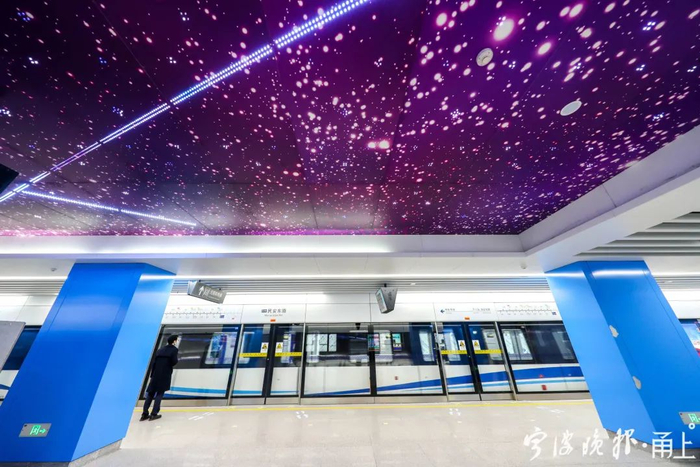 民安东路站（记者 张培坚/摄）