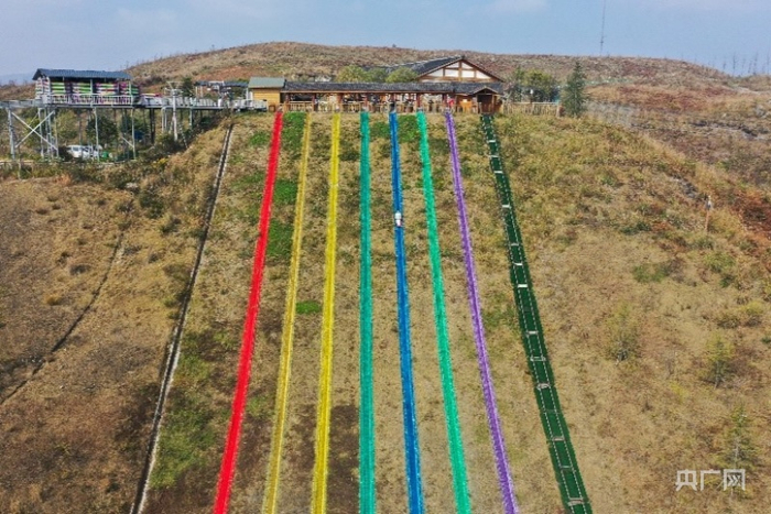 兴仁放马坪景区（央广网发 刘朝富 摄）