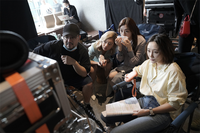 陈正道与三位女主角