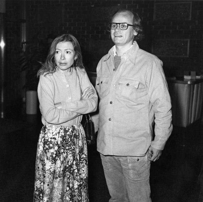 狄迪恩和丈夫 摄于1972年 人民视觉 资料图