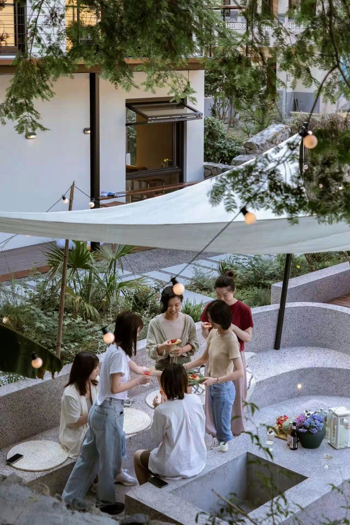 大乐之野五号楼前的新场景