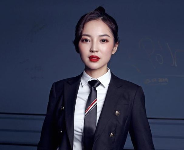 王钟瑶为何被称为“最美台球裁判”?是因为颜值吗? 查看8个回答|体育场|美女|身材|比赛|中式八球_新浪体育_新浪新闻