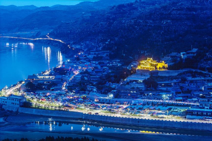 碛口古镇夜景（央广网发 碛口景区管理中心供图）