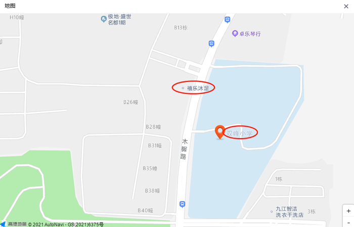 ▲足浴会所与小区配套双峰小学仅隔一条马路。图/高德地图