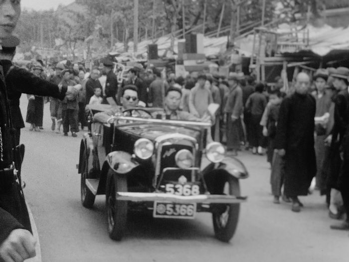 1930s《静安寺庙会及涌泉》影片截图