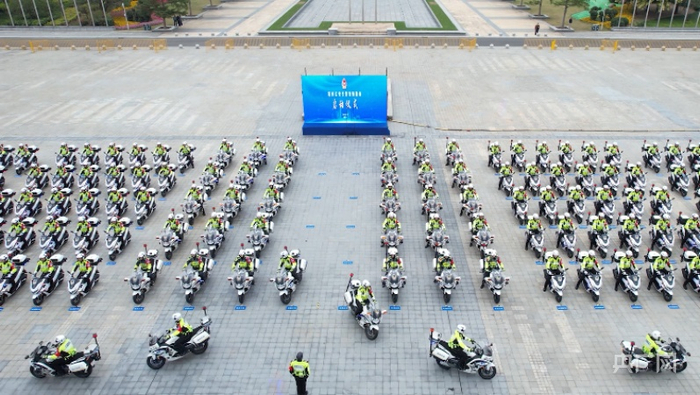 160辆福州铁骑首次集中亮相（央广网发 福州交警供图）