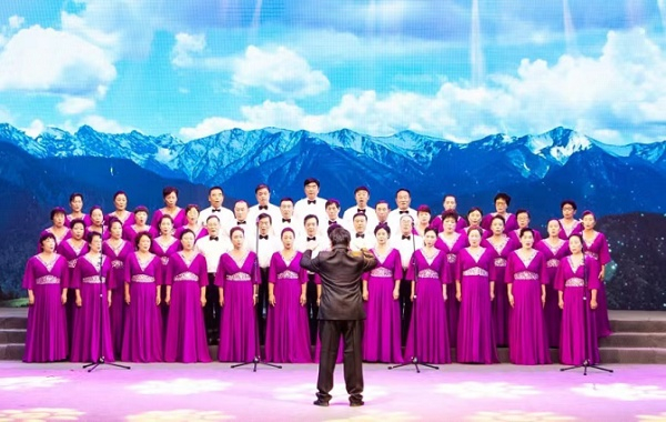 代表队带来独具特色的演唱（央广网发 通讯员供图）