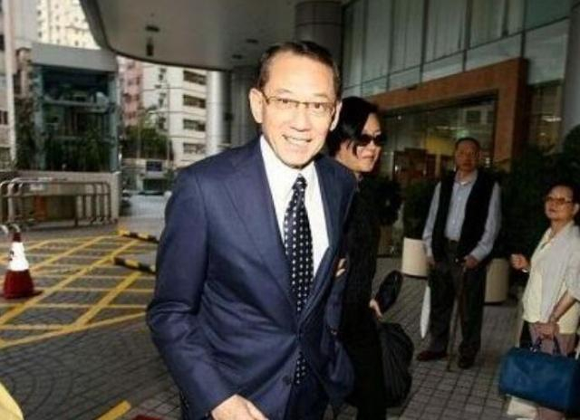 混世魔王杨其龙,被赌王棒打鸳鸯的他,其实并非荒唐只是天生多情|杨受成|何超琼|于小彤|香港|婚姻_新浪娱乐_新浪新闻