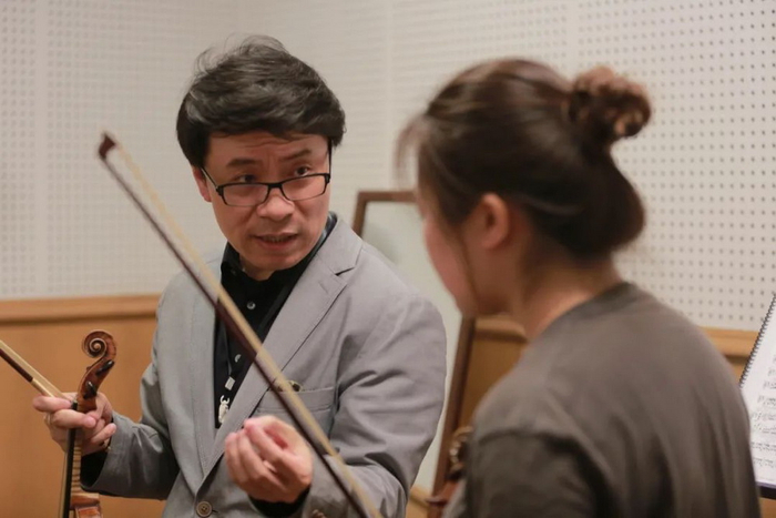 3月，天津茱莉亚学院学术院长何为在上海乐队学院举办大师课