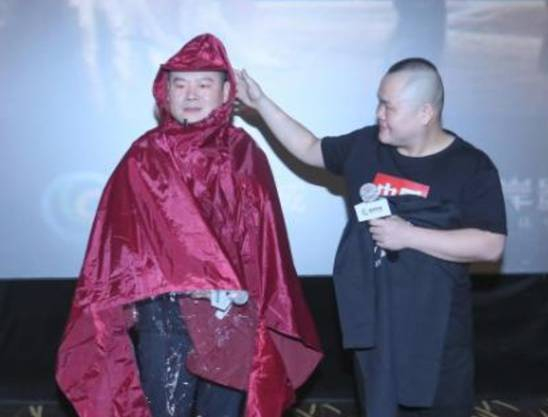 明明不是双胞胎,却有人和你长得一模一样,这是什么原理?