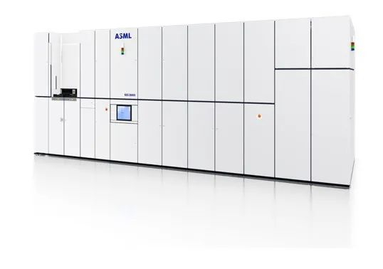 EUV光刻机（图片来源：ASML官网）
