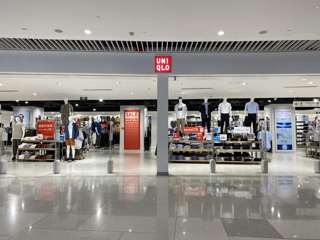 资料图：优衣库在中国开设的门店 图自东方IC 