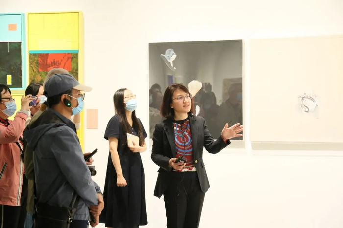 刘海粟美术馆馆长导览新·青年——第十六届上海青年美术大展