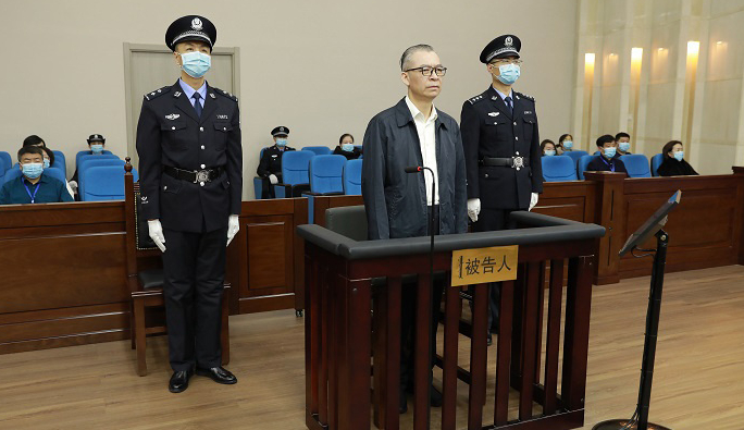 蒙永山受审（现场图）