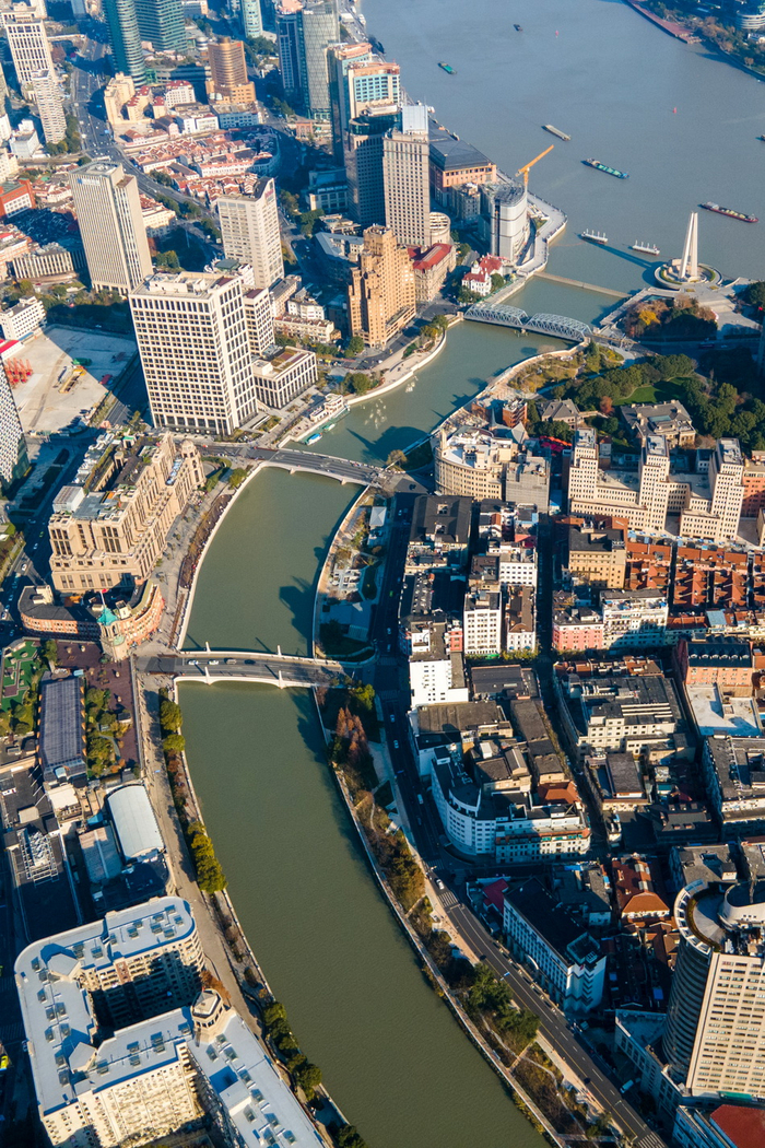 2021年12月26日，苏州河最后汇入黄浦江。