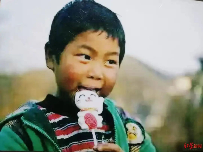 ▲当年节目中的“四爷”。