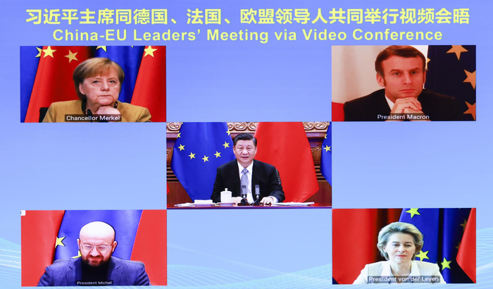 中欧领导人举行视频会晤，宣布如期完成中欧投资协定谈判，图自新华社