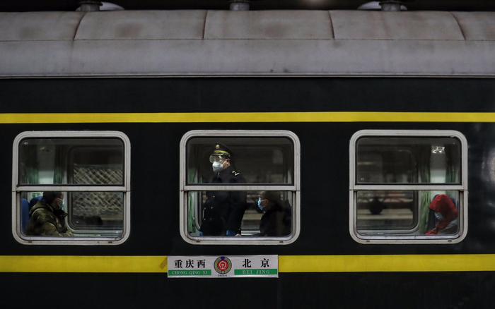 今天0点48分，春运首班临客从北京站发车。新京报记者 王贵彬 摄