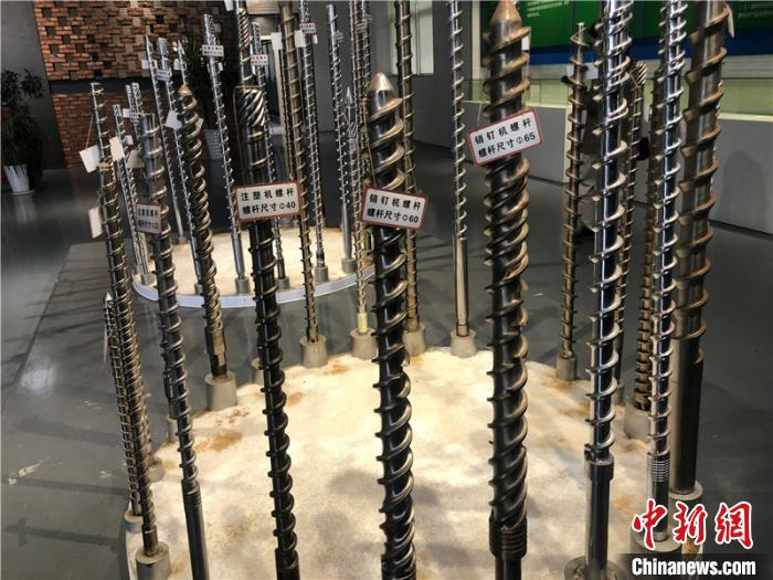 金塘螺杆产品。　林波 摄