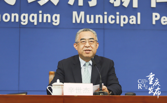 辛世杰介绍有关情况 李聪冲 摄