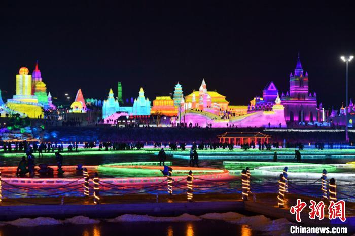 占地面积138万平方米的长春冰雪新天地 张瑶 摄