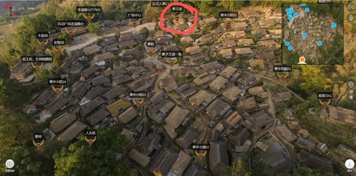 ▲翁丁村原貌全景图，图源中国传统村落数字博物馆。翁丁村寨主杨建国告诉新京报记者，14日的大火是从距他家20米远、位于村子东边高处的一间房屋蔓延开的。