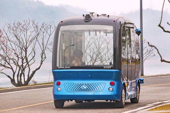 全新投用的无人驾驶车 图：广阳岛绿色发展公司