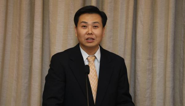 上海发展战略研究所所长李显波
