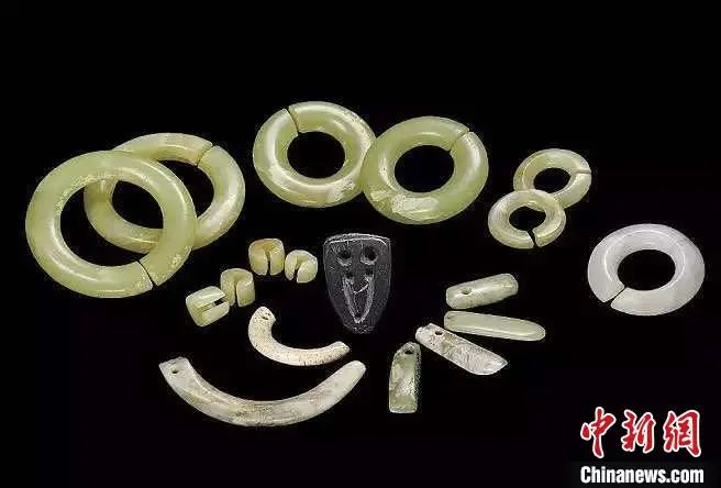 史前“高颜值”玉器展示。邓聪 供图