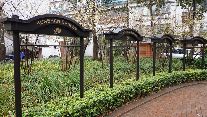 公园里的遛鸟区。董怿翎图