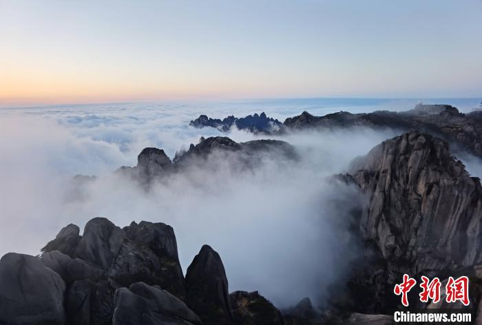 黄山云海。　张涛 摄