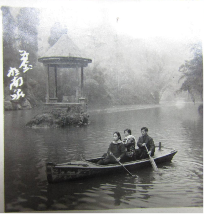 上世纪老照片，拍摄于南京