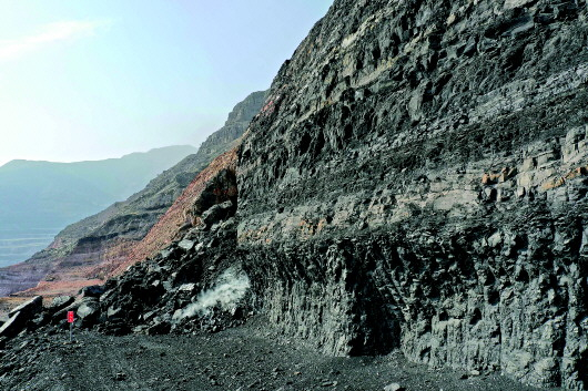 大石头火区一处明火点。