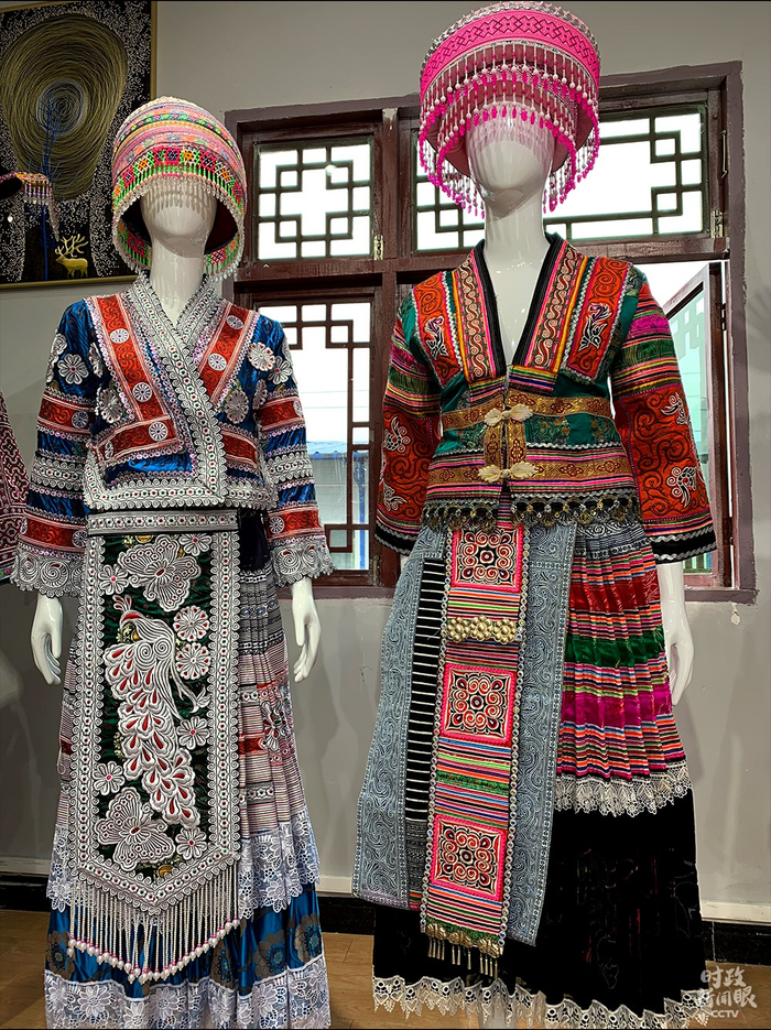 △歪梳苗服饰（总台央视记者段德文拍摄）