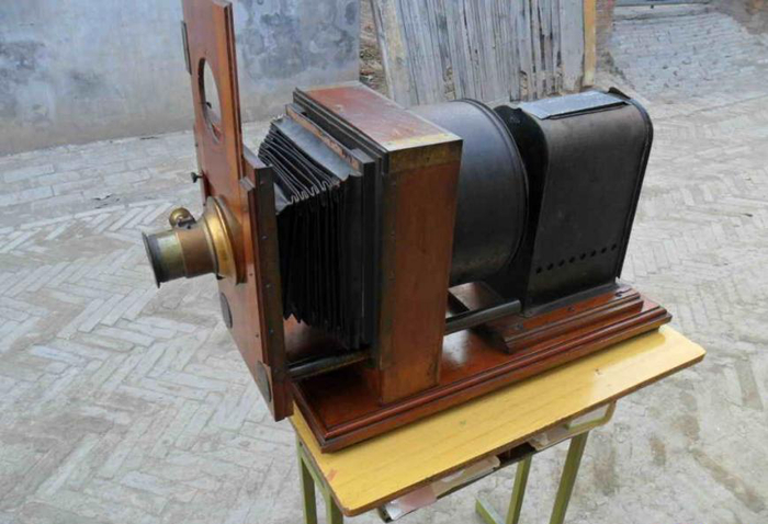 图19：工业时代的投影仪，来源：网络