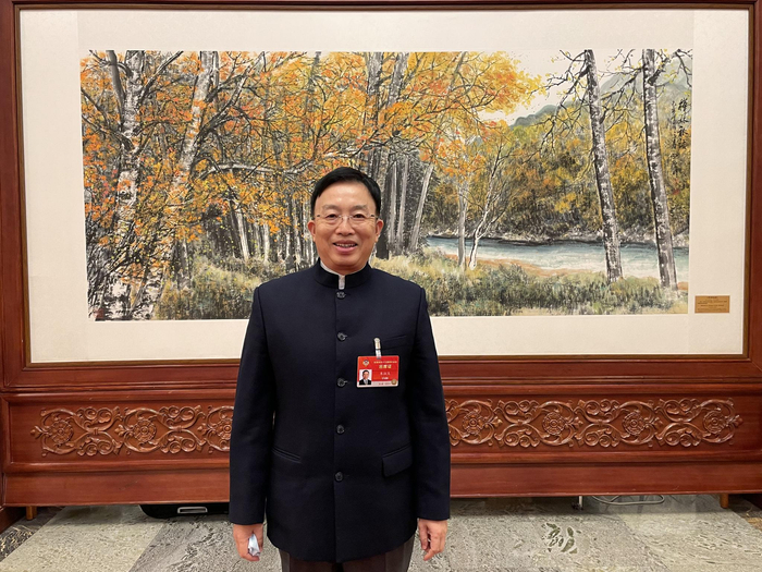 全国政协委员、中华全国律师协会副会长朱征夫。受访者供图