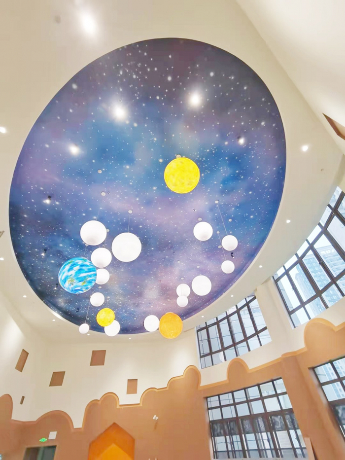 “浩瀚星空“屋顶吸睛 图：重庆高新区微讯