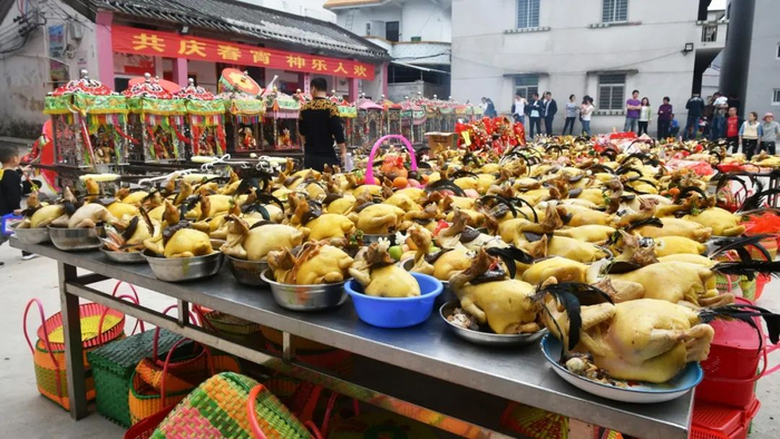 ▲ 对于爱吃鸡的人来说，生活在湛江是一种幸福。上图摄影/笑飞雪；下图摄影/心灵浪子，图虫·创意