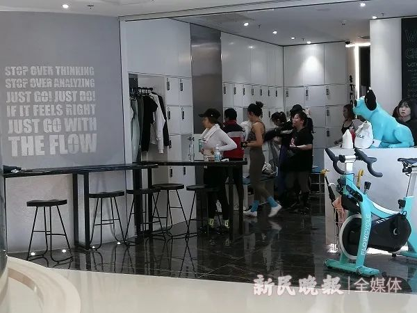 大上海时代广场内的Flow Cycle&nbsp; 新民晚报记者 罗水元 摄