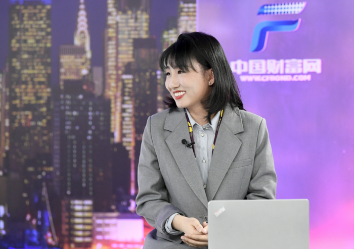 图为工银瑞信投教团队王艺颖 中国财富网 李林 摄