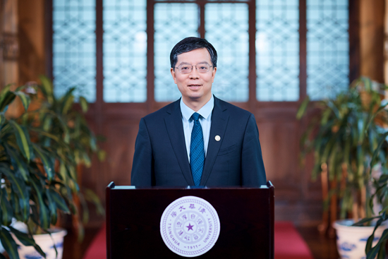 清华大学校长邱勇。 图片由清华大学提供