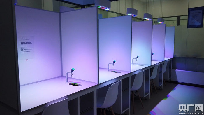 感官评定实验室。（央广网记者 黄璐璐 摄）