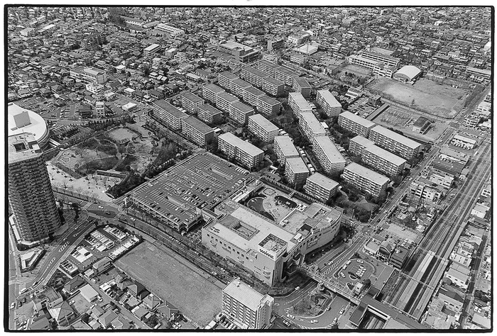 案发现场上空前方为桶川站