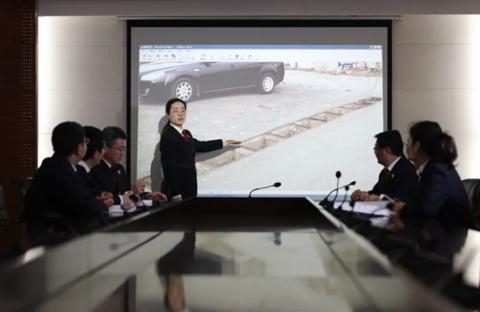 承办检察官汇报案件