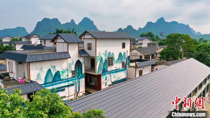 图为崇左市江州区新和镇卜花村乡村风貌建设成效。广西住建厅供图