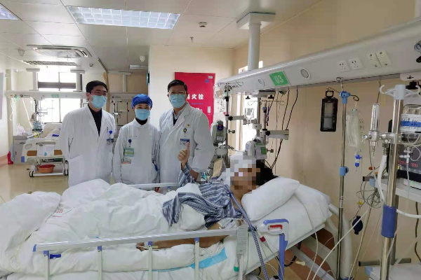 图说：手术当天患者即恢复意识